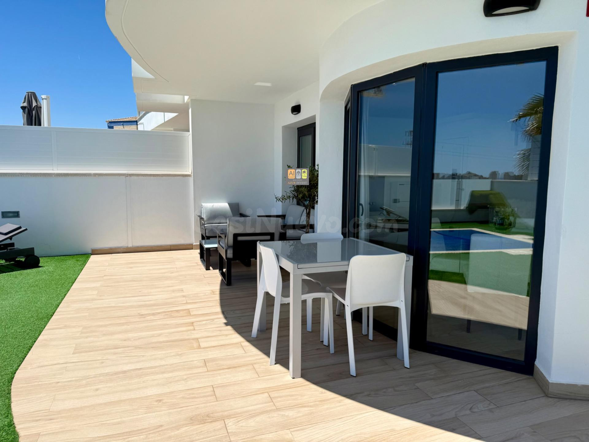 Chalet adosado moderno con vistas panorámicas en Finestrat - foto 3