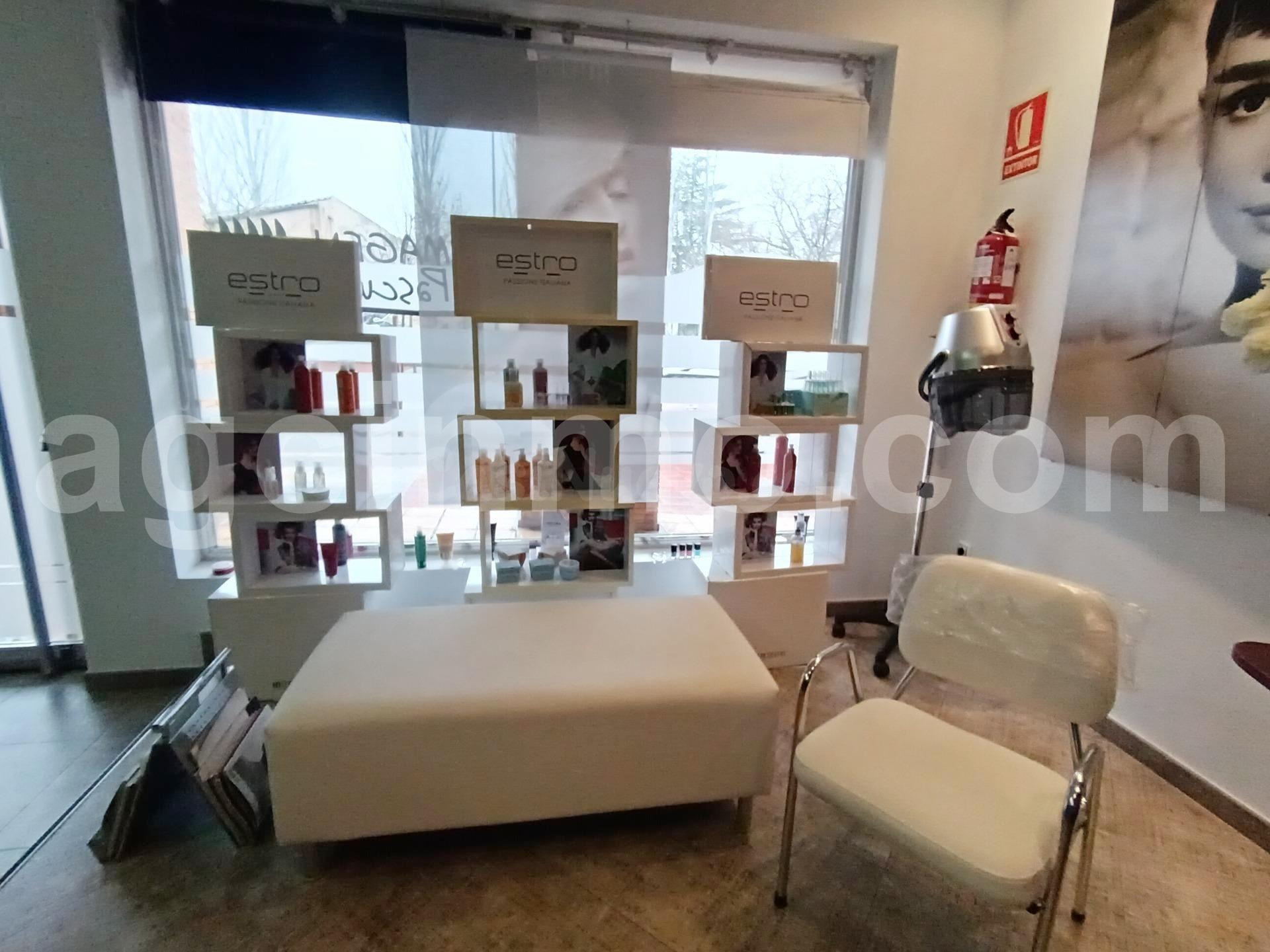 Local en venta - foto 4