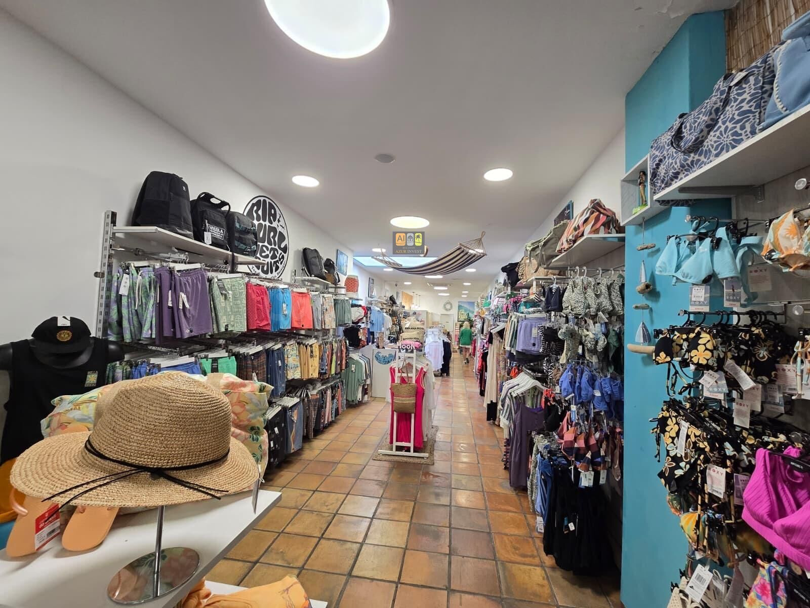 Local comercial de 330 m2 en Altea