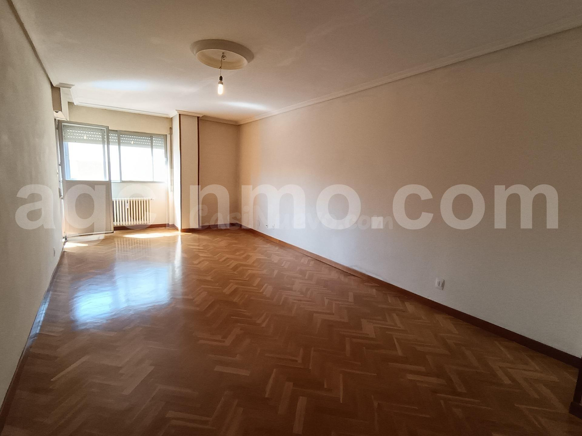 Piso en venta - foto 3