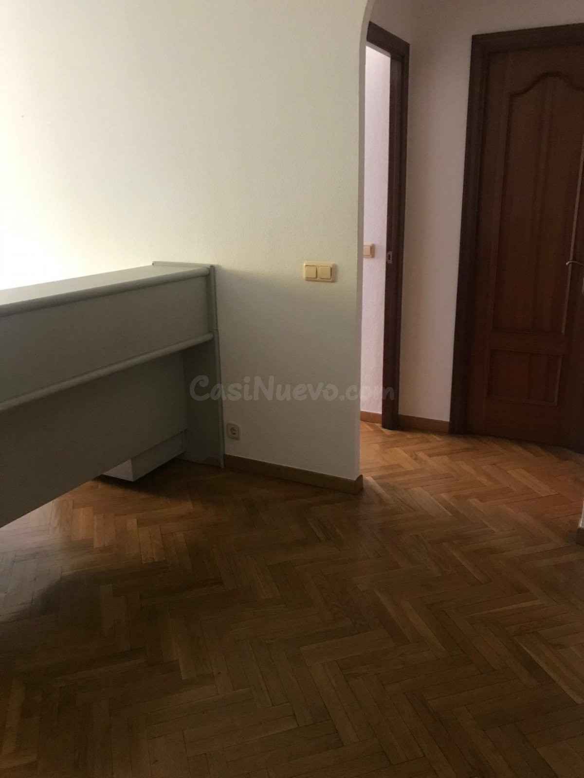 Alquiler oficina amueblada - foto 2