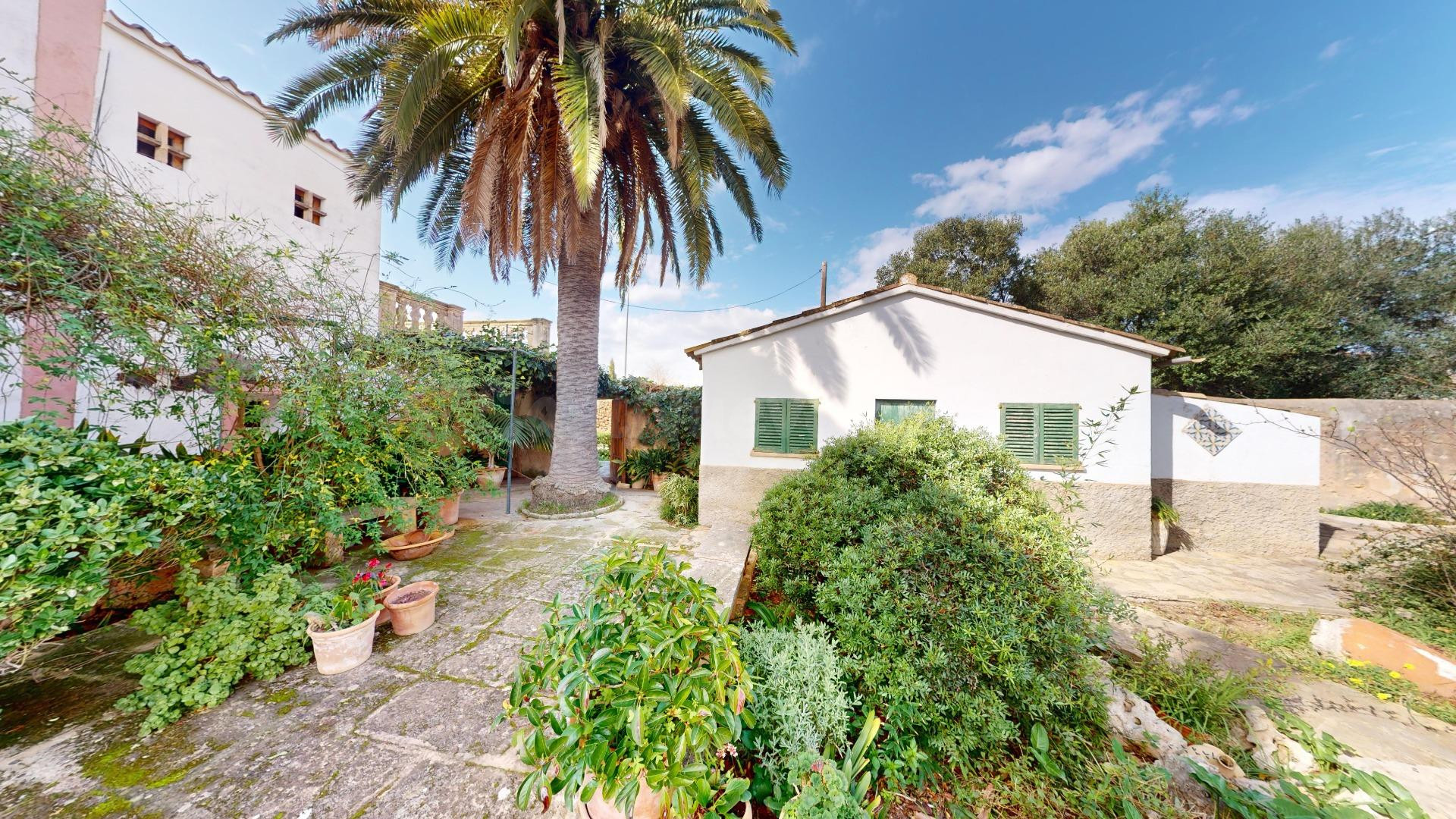 Encanto mallorquín: finca rústica tradicional en Son Sardina, Palma