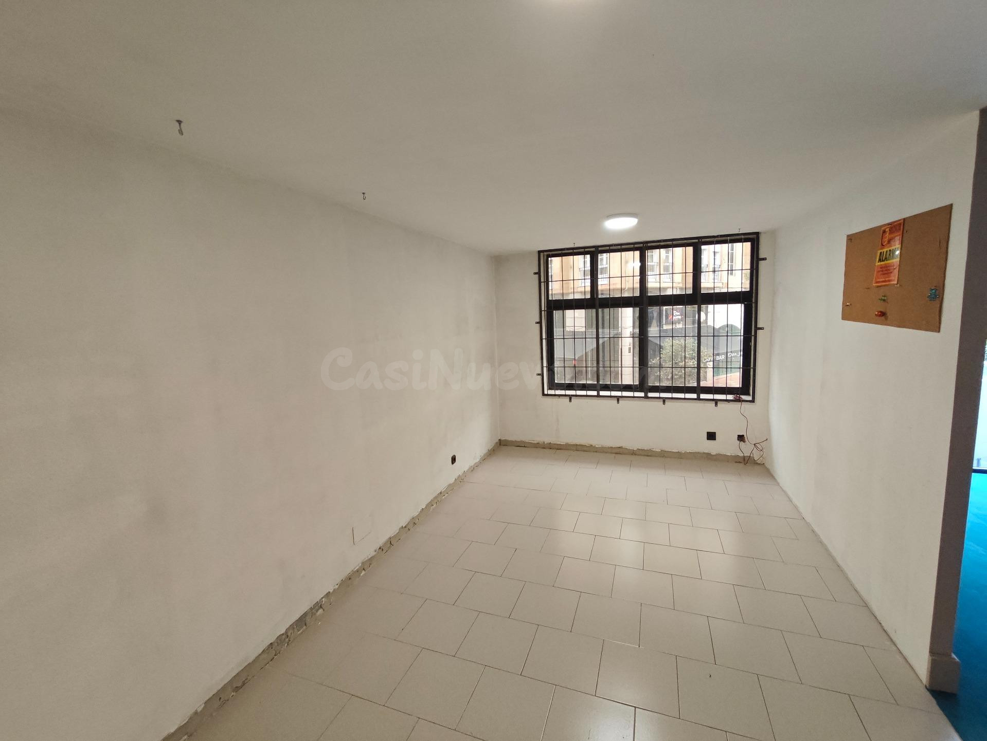 Local Comercial en el Corazón de Ponferrada - foto 3