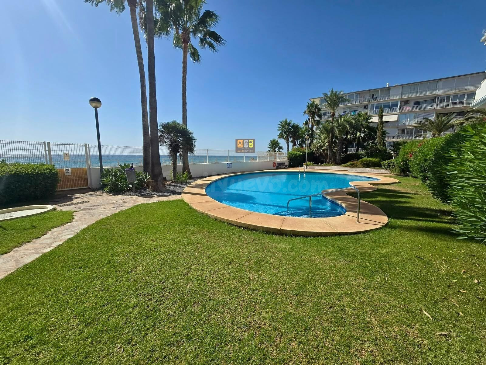 EXCLUSIVO PISO EN PRIMERA LÍNEA DE PLAYA (CAP NEGRET) - foto 3