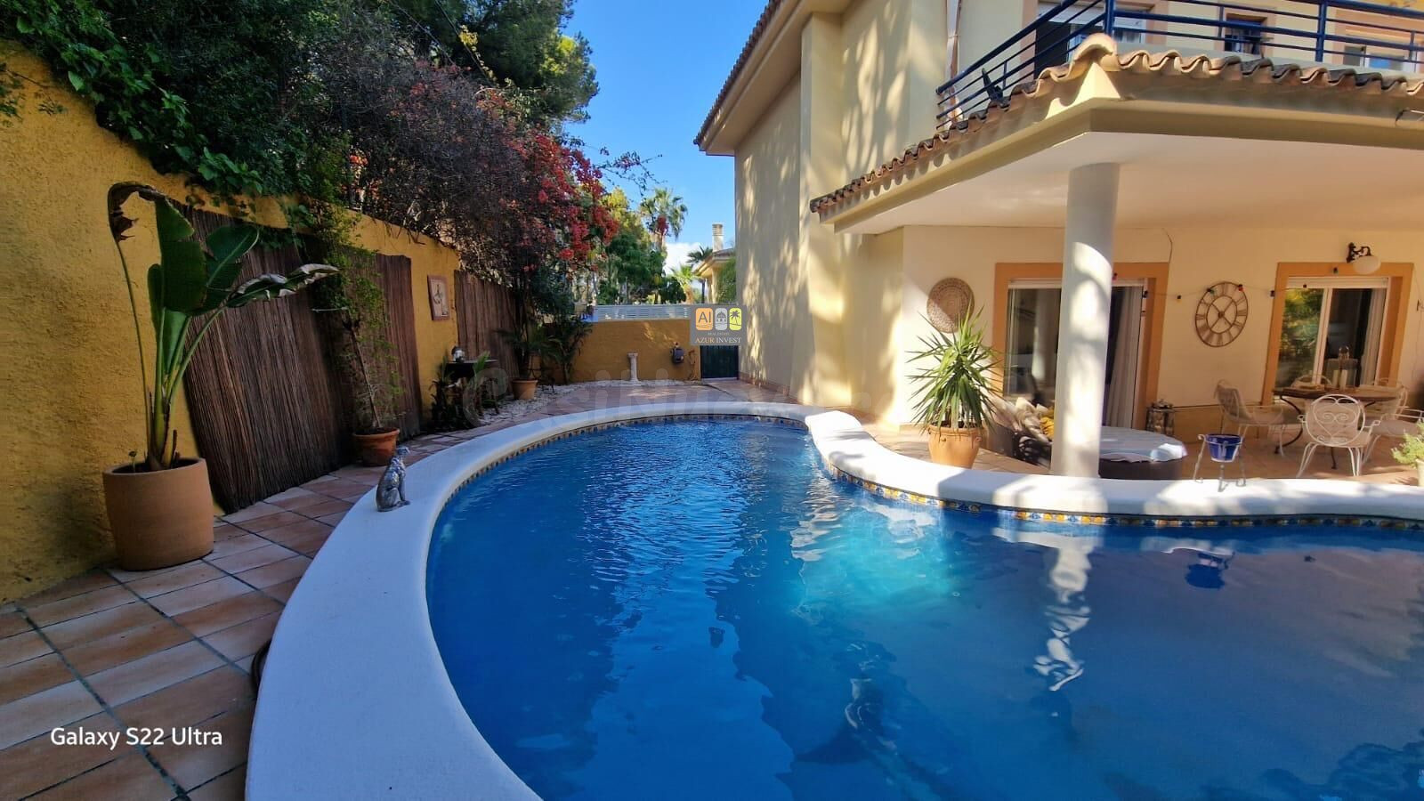 Chalet con piscina privada en Albir - foto 2