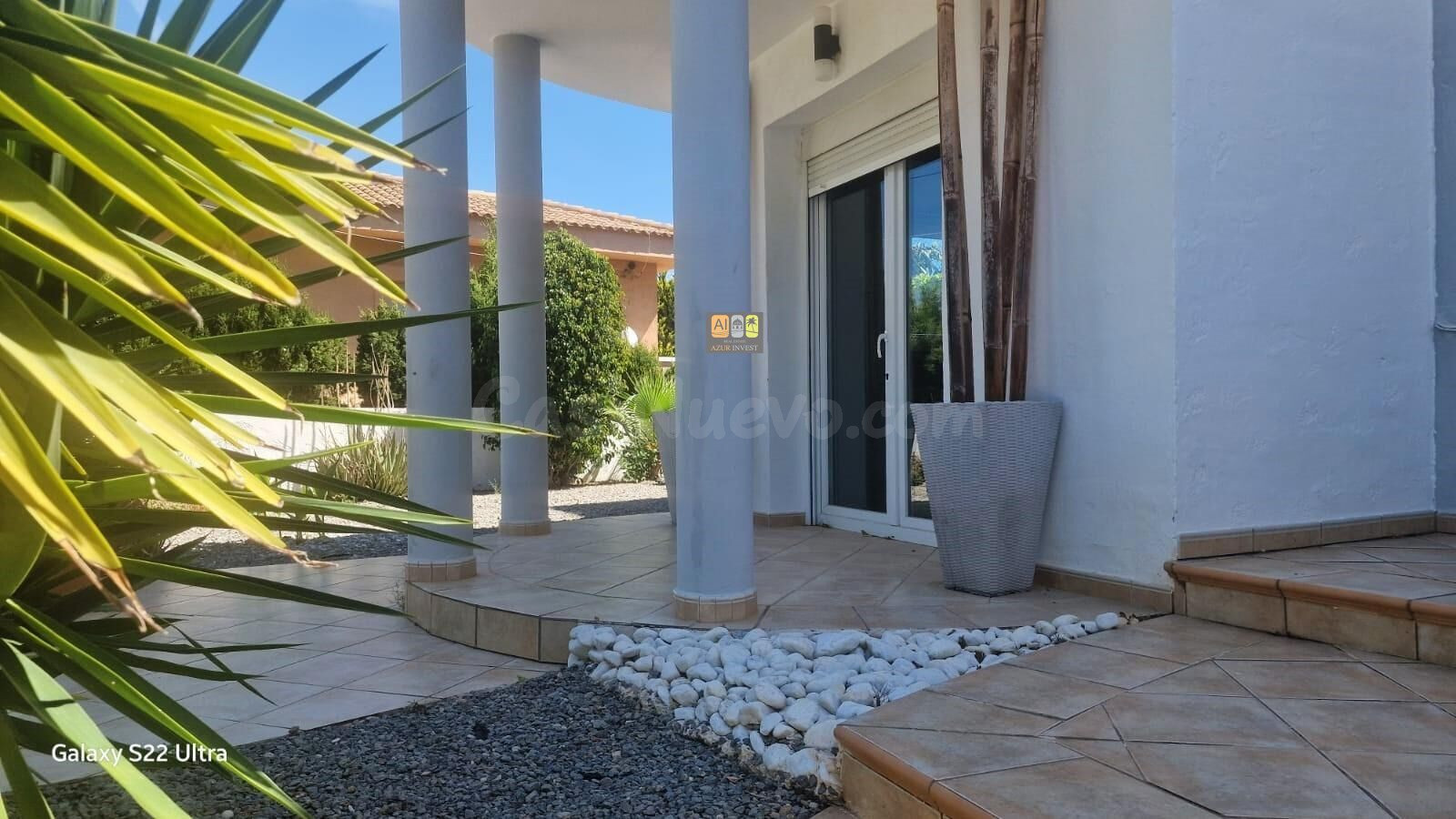 Chalet en venta con piscina privada en Albir - foto 5