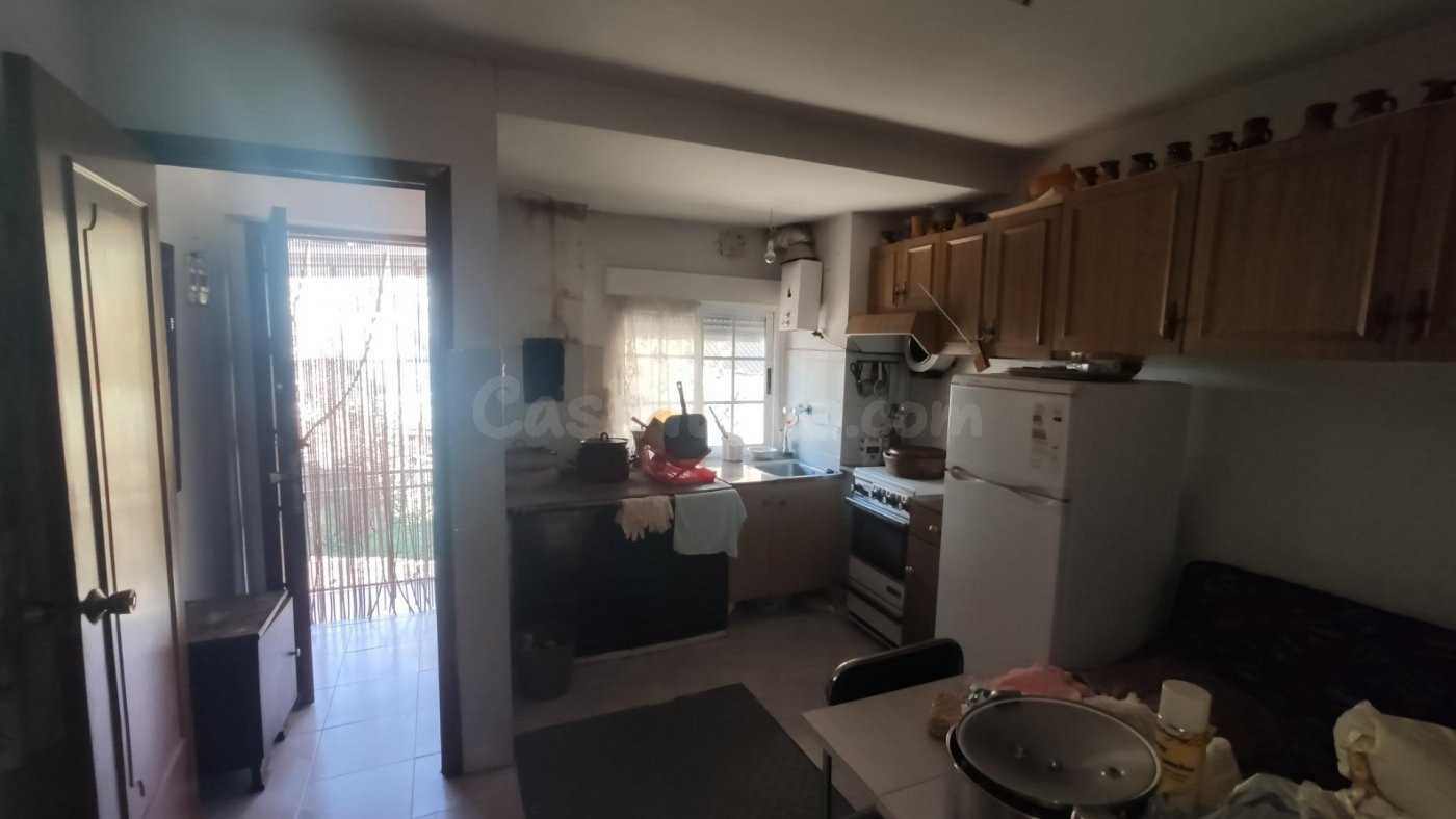 Venta de casa en Villanueva de Valdueza - foto 2