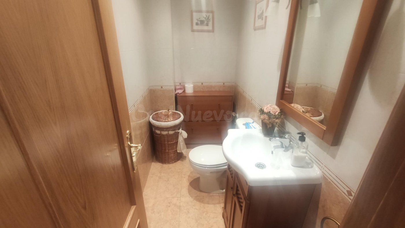 Venta precioso adosado en Camponaraya - foto 5
