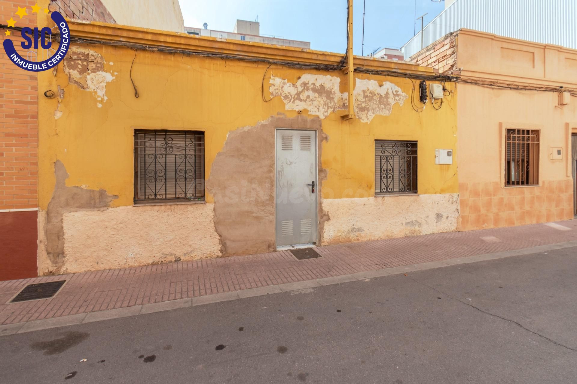 ¡Solar Urbano con alta rentabilidad en Calle Coscoll !