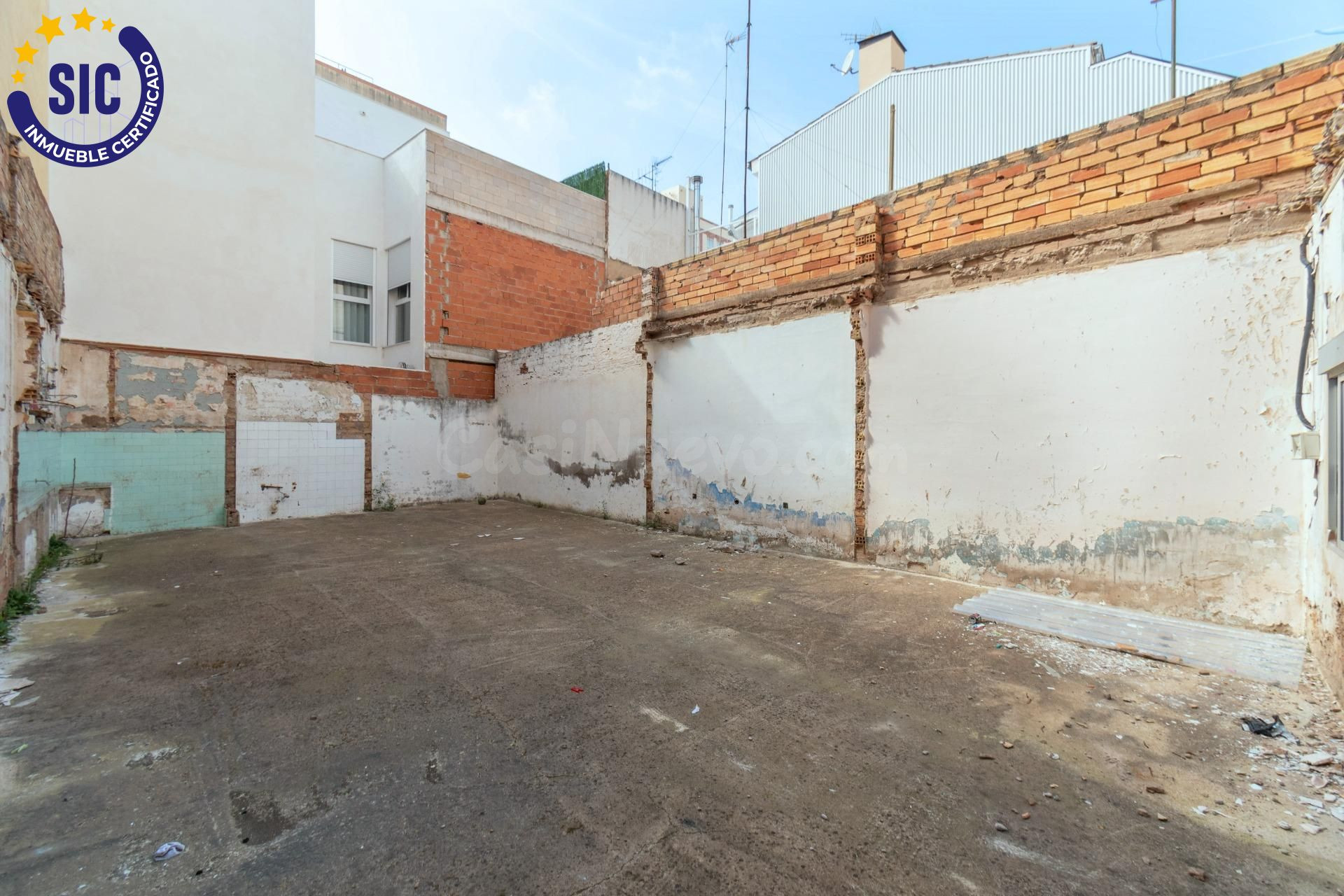 ¡Solar Urbano con alta rentabilidad en Calle Coscoll ! - foto 5
