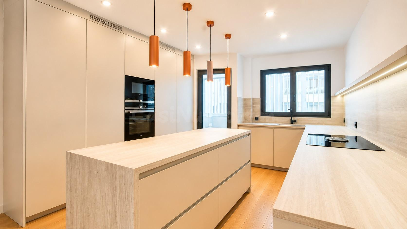 Exclusiva vivienda de diseño con reforma integral y acabados - foto 3