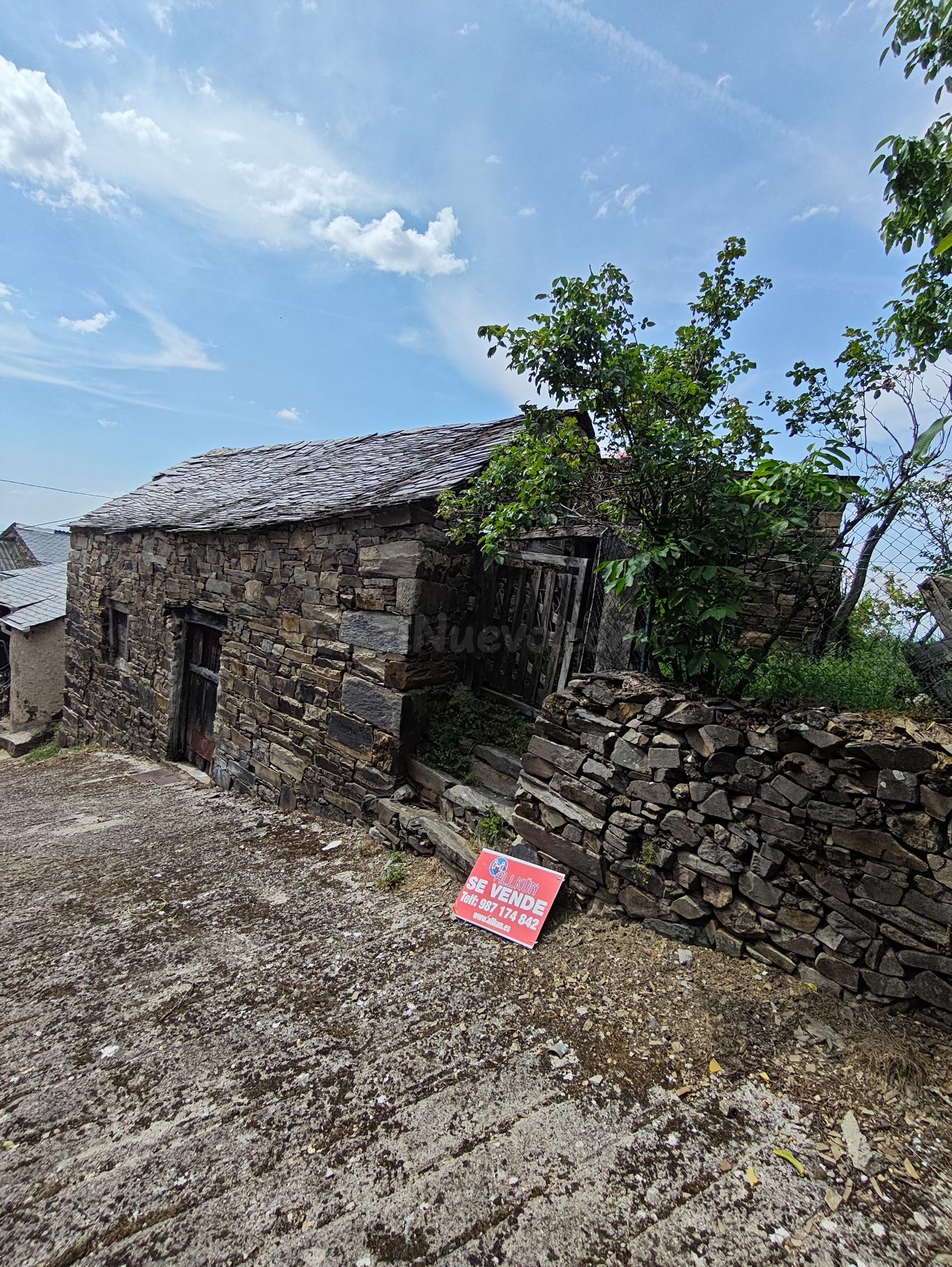 venta casa con terreno en el Acebo