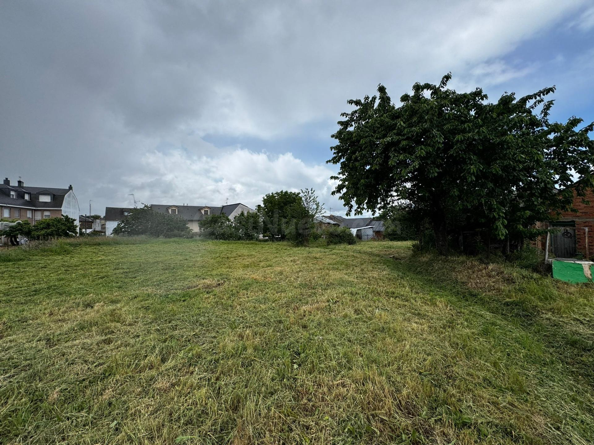 Oportunidad de Inversión en Terreno Urbano en Ponferrada - € - foto 3