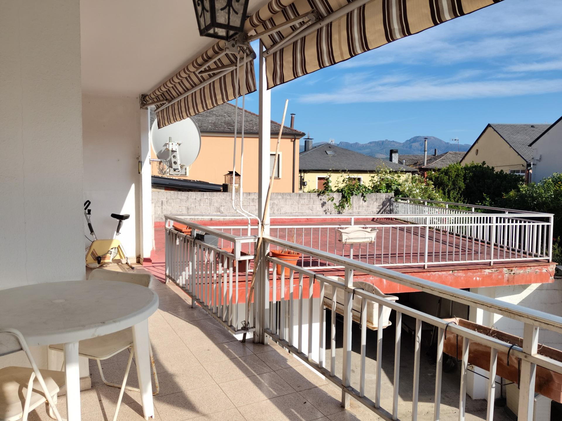 venta casa con terreno en Villadepalos - foto 3