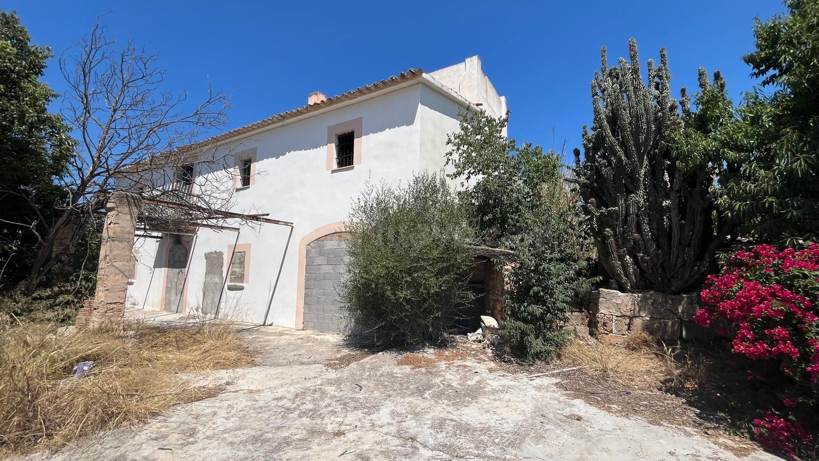 Finca rústica mallorquina con gran potencial para reformar e - foto 3