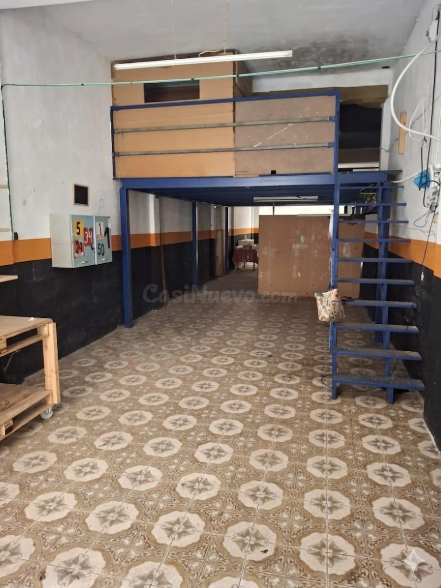 ¡Gran oportunidad en Almazora! Local/Almacén de 109m2 con altillo - foto 3