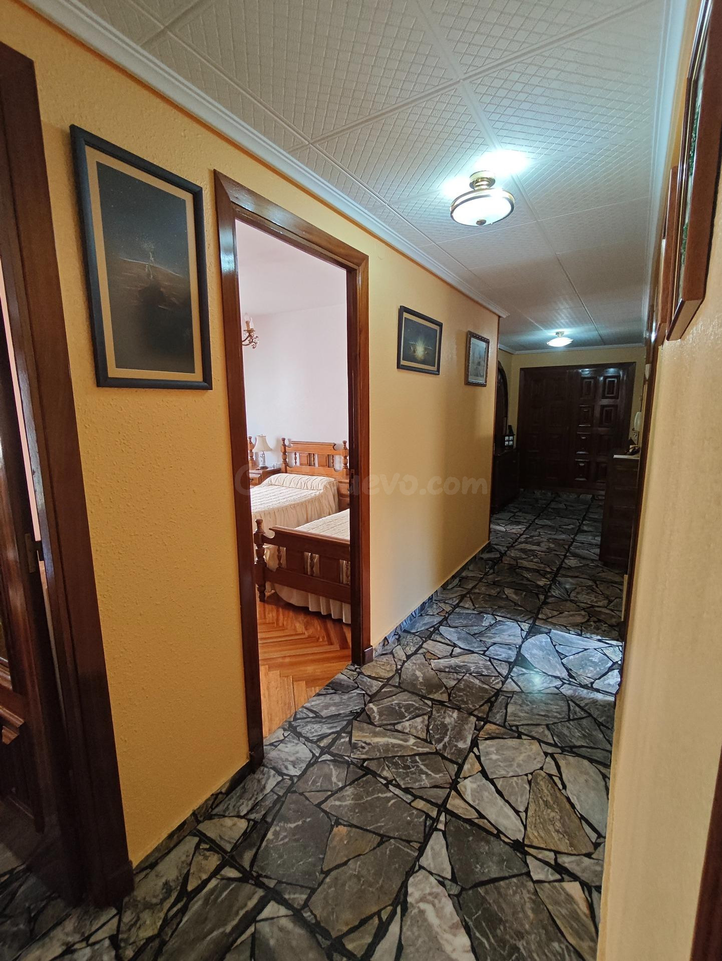 Venta piso en el Centro de Ponferrada - foto 2