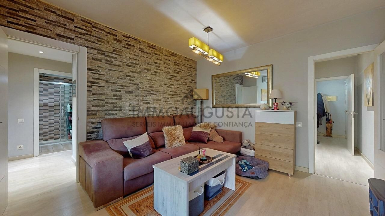 Piso reformado muy luminoso. - foto 4