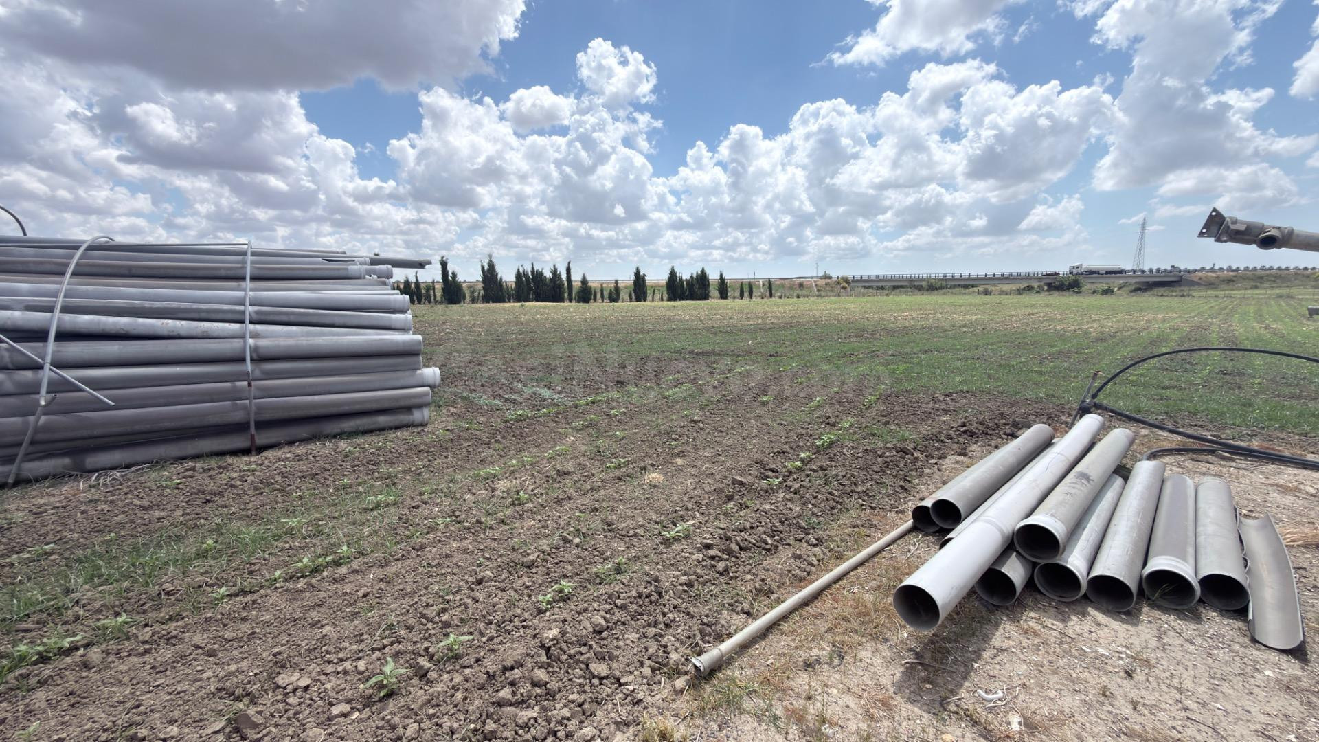 FINCA RÚSTICA CON GRAN POTENCIAL AGRÍCOLA Y RECREATIVO - foto 3