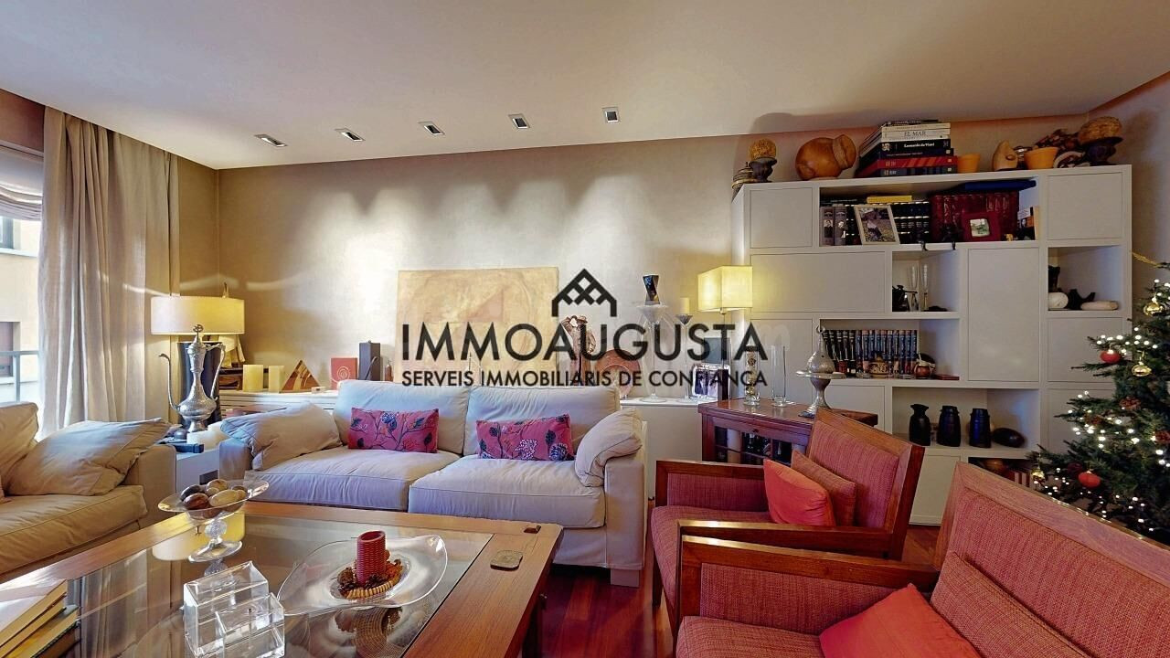 Piso amplio y luminoso en Galvany ,Sant Gervasi. - foto 4