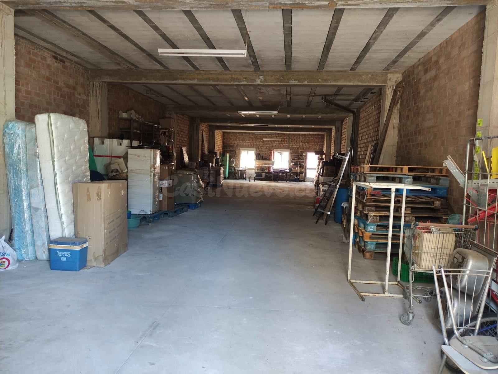 Edificio en construcción en Valverde del Camino – Gran oportunidad de inversión