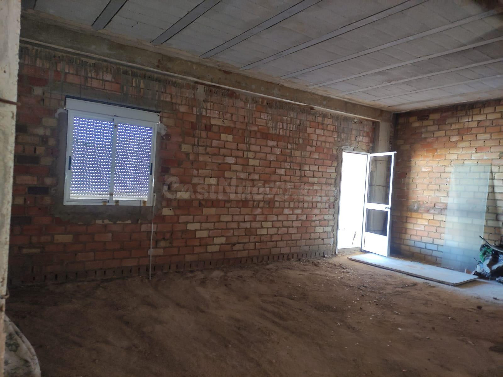 Edificio en construcción en Valverde del Camino – Gran oportunidad de inversión - foto 4