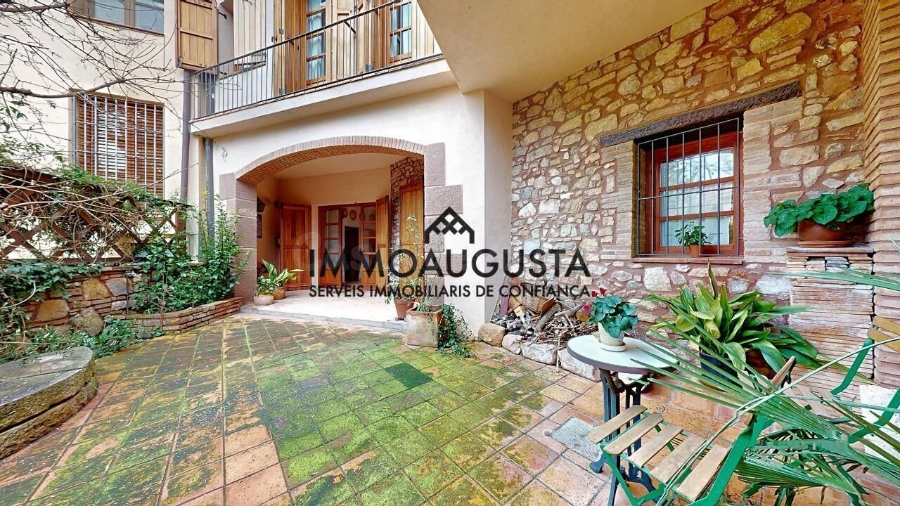 Exclusiva casa en núcleo historico Collbató.