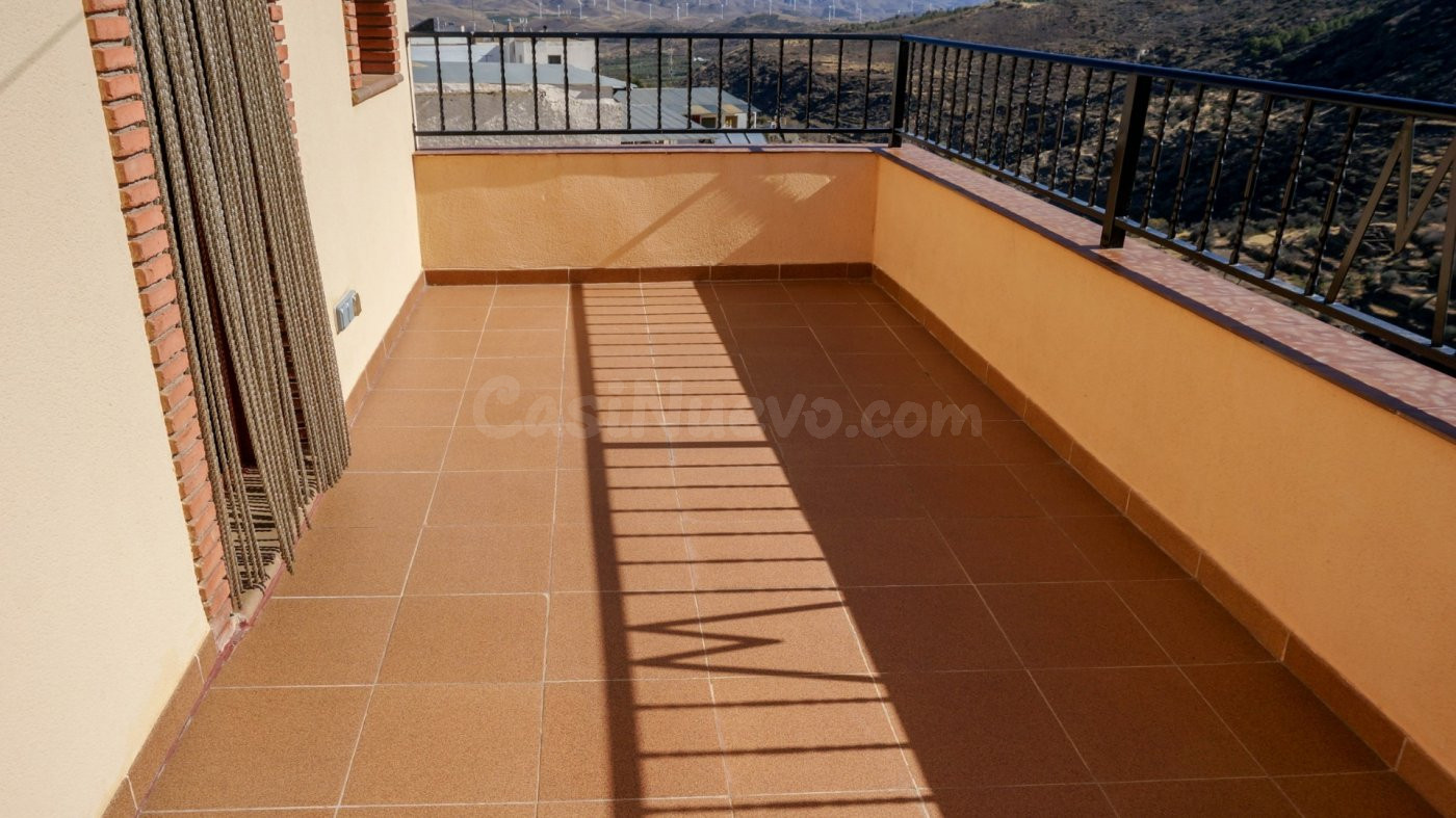 CASA EN VENTA COCHERA MAS 2 PLANTAS EN ABRUCENA - foto 5