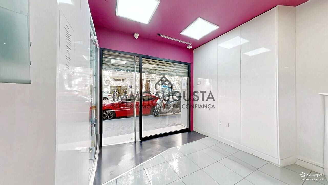 Local comercial en venta en Sarria - foto 5