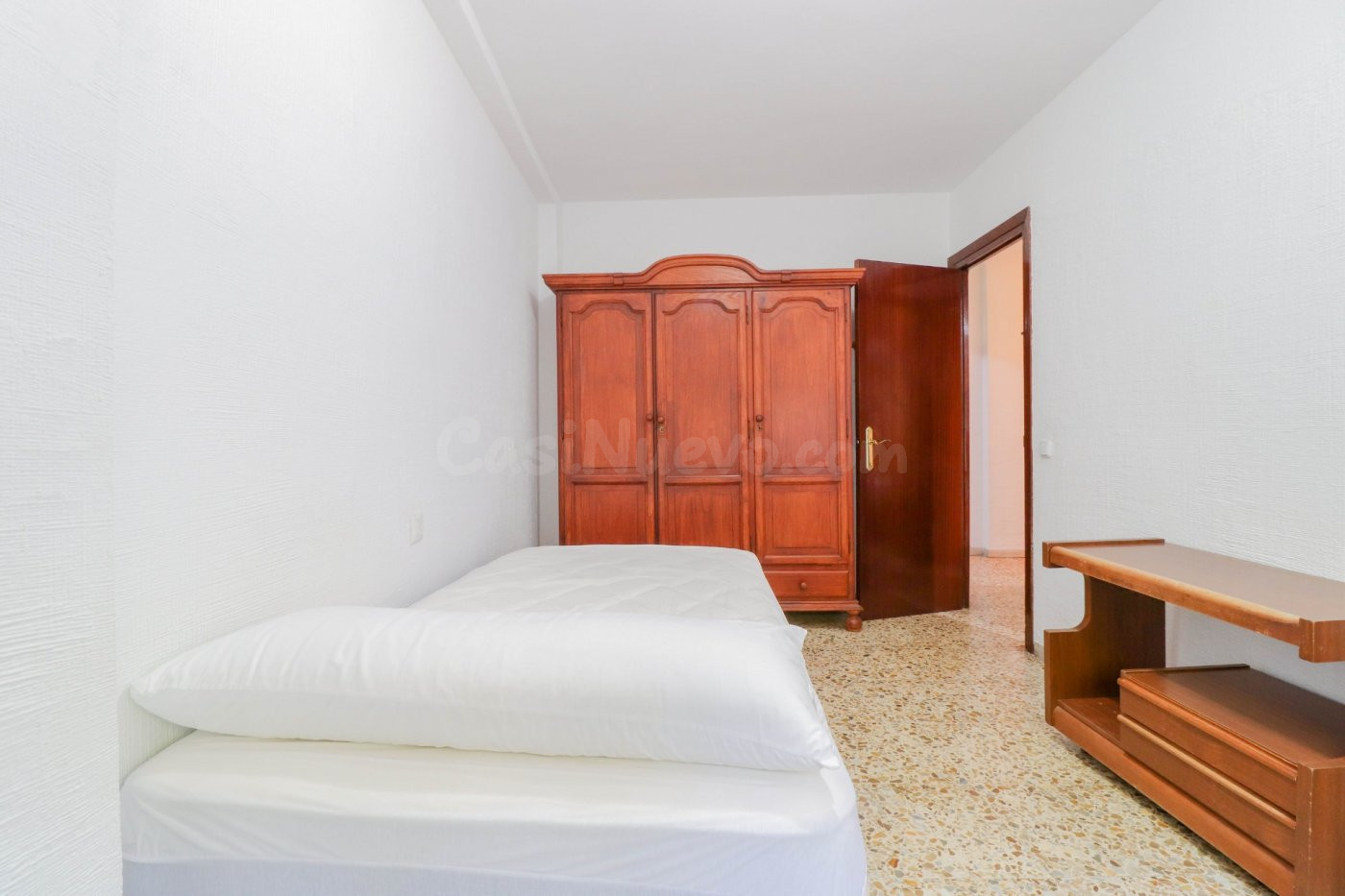 PISO PARA TEMPORADA ESCOLAR EN NUEVA ANDALUCÍA - foto 5