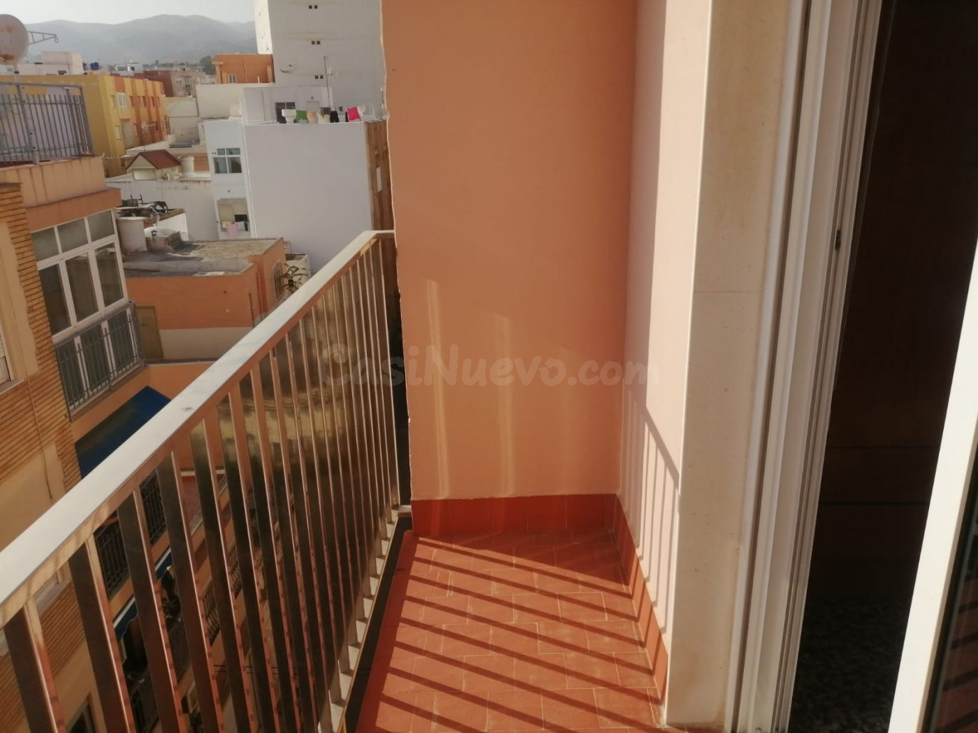 ESTUPENDO PISO CÉNTRICO EN CALLE MURCIA PARA TEMPORADA ESCOL - foto 3