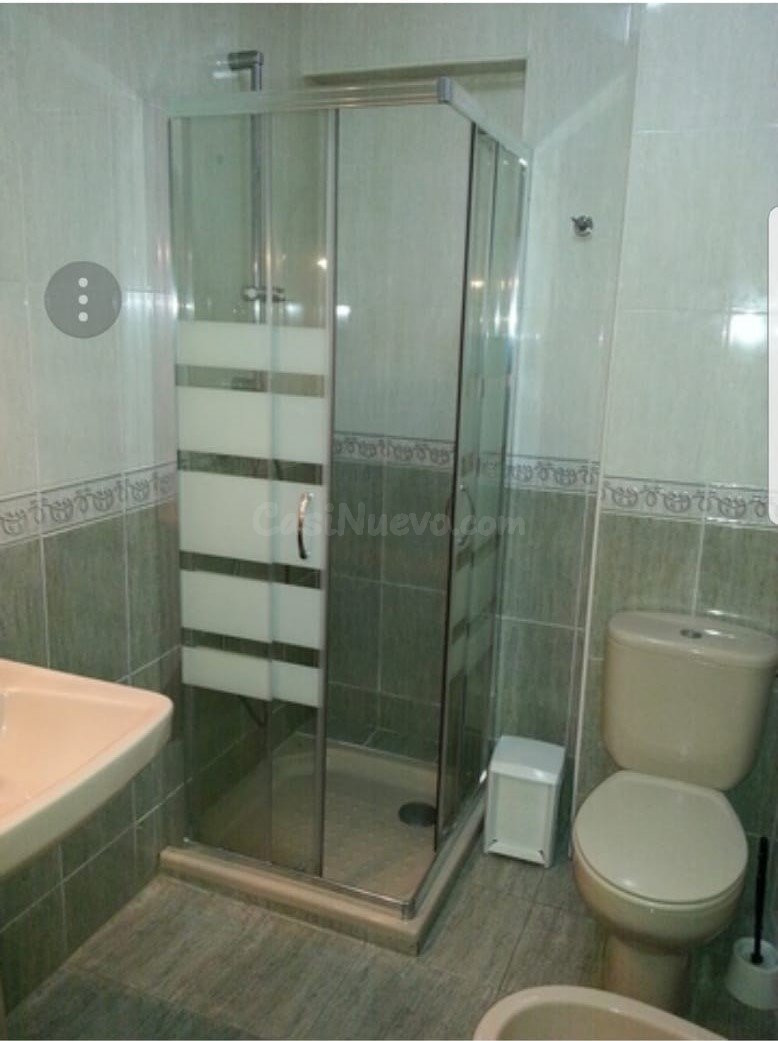 PISO PARA ESTUDIANTES ZONA ZAPILLO CERCA DE LA PLAYA - foto 5