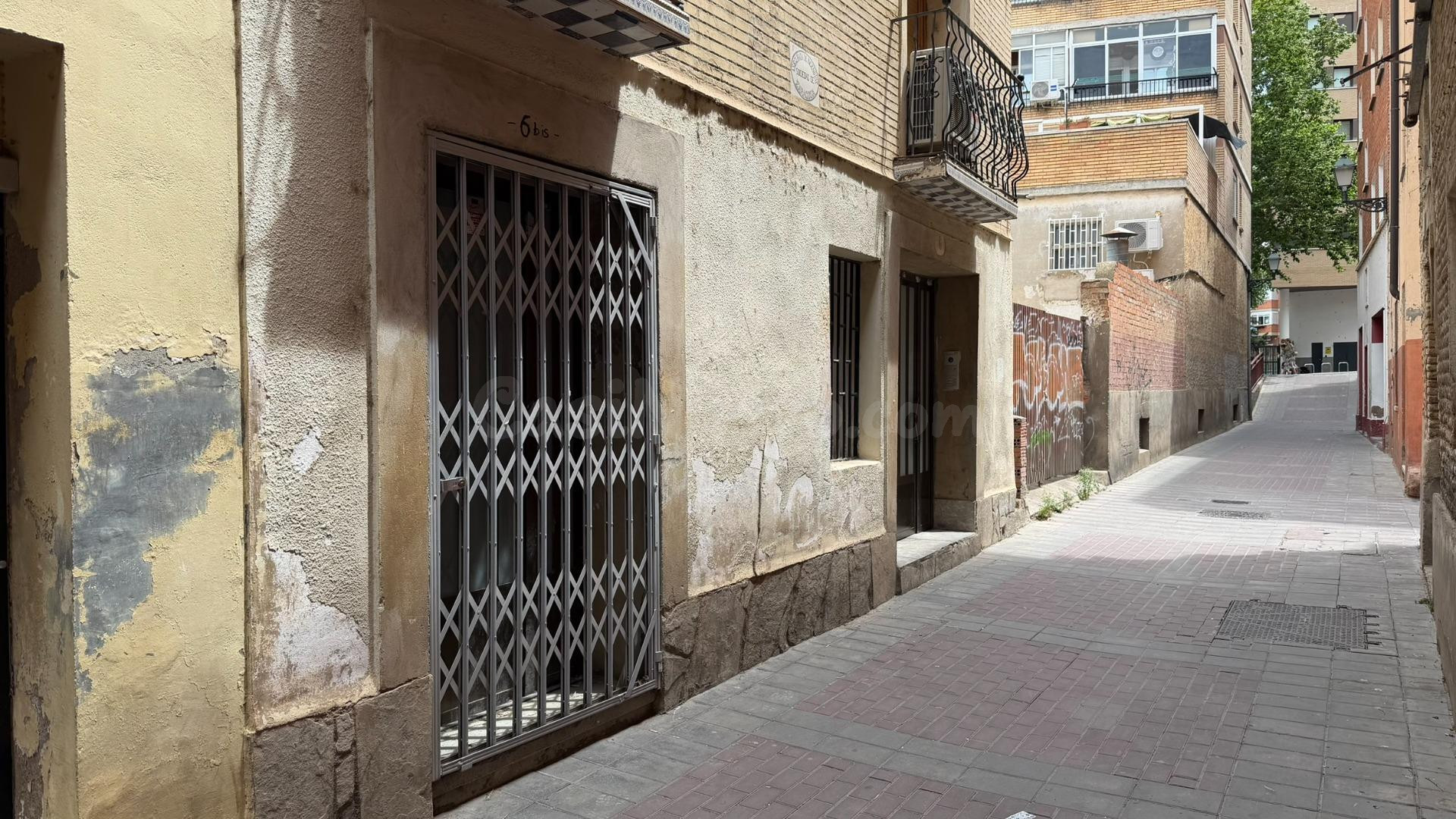 LOCAL/ALMACEN en ALQUILER en ZARAGOZA - ARRABAL - Calle Horn