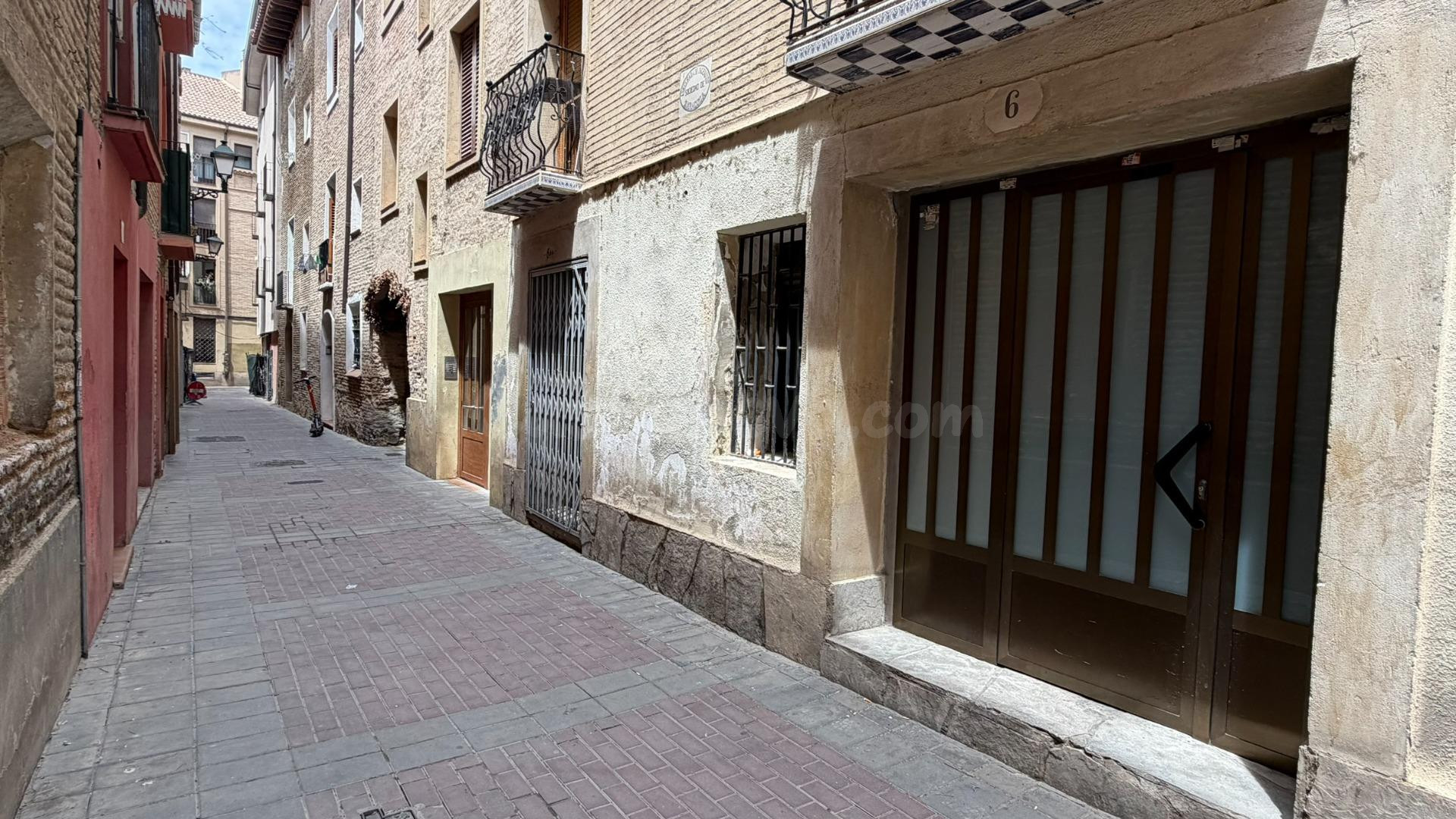 LOCAL/ALMACEN en ALQUILER en ZARAGOZA - ARRABAL - Calle Horn - foto 2