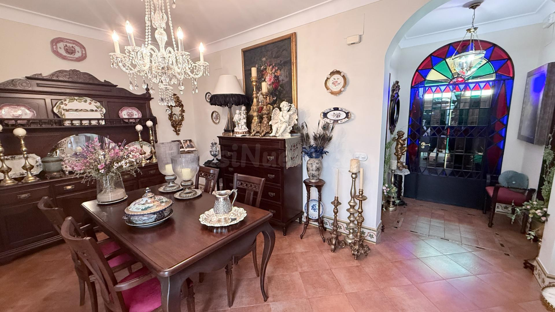 ESPECTACULAR CASA DE UNA PLANTA EN EL CENTRO DE LEPE (HUELVA) - foto 3