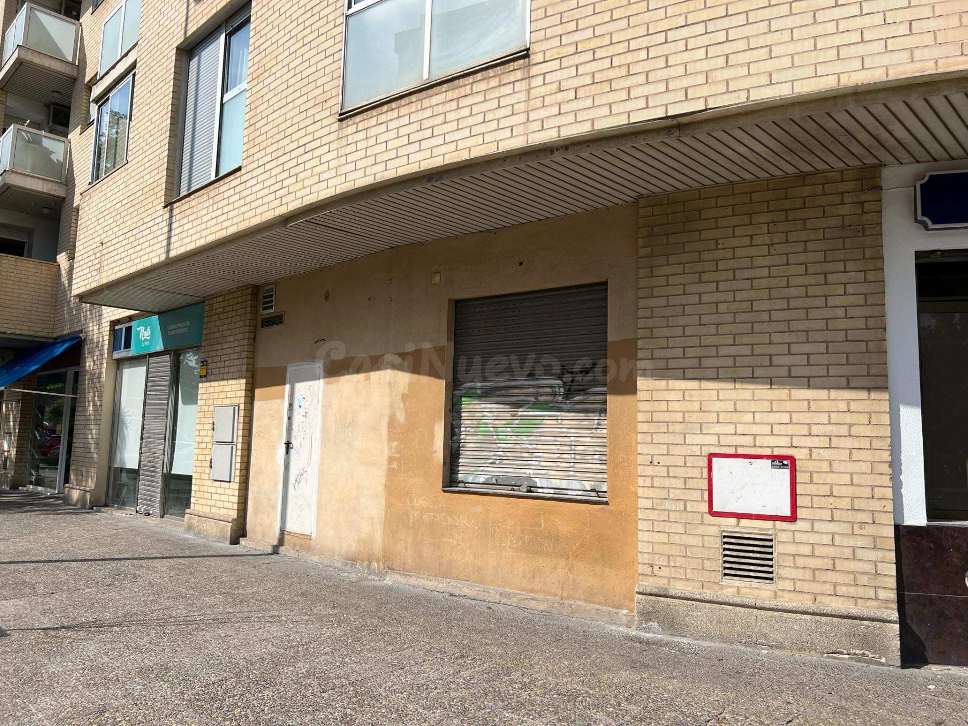LOCAL COMERCIAL en ALQUILER - ZARAGOZA - LA BOZADA- C/ D. VI