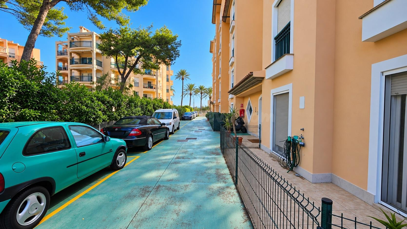 Venta de plaza de parking exterior en finca residencial - foto 5
