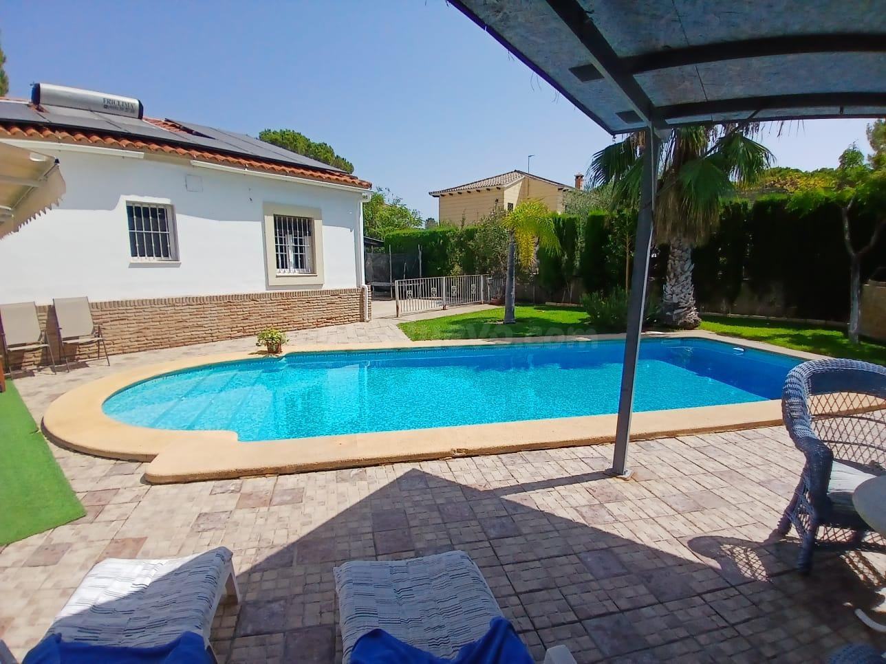 Exclusiva villa independiente en La Dehesa Golf – Aljaraque (Huelva) - foto 2