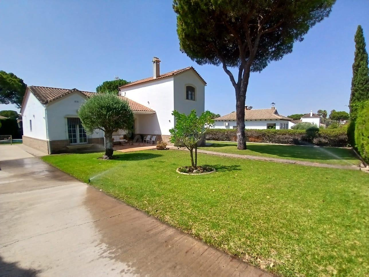 Exclusiva villa independiente en La Dehesa Golf – Aljaraque (Huelva) - foto 5