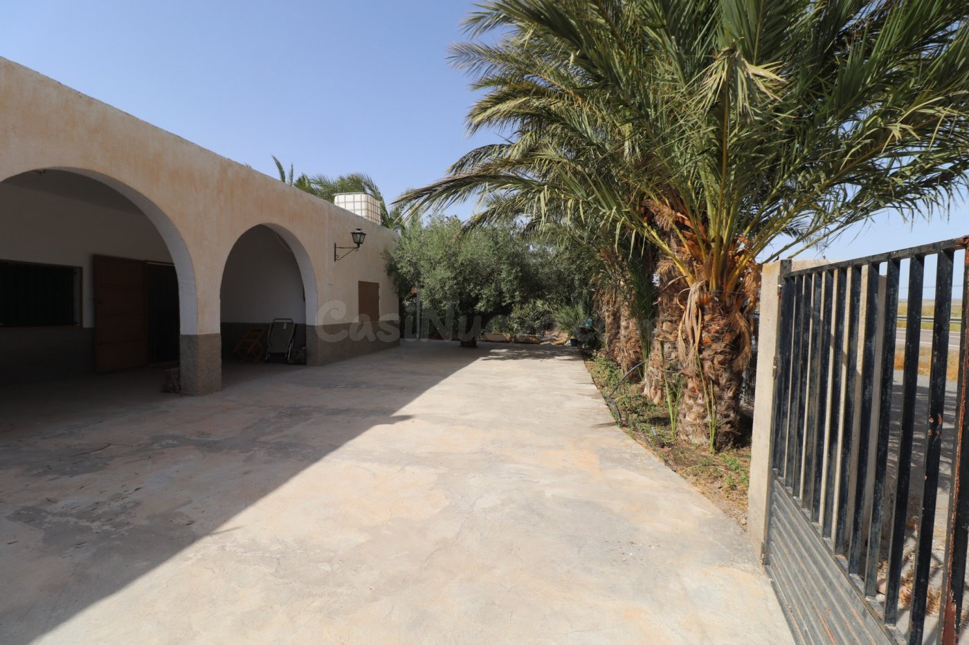 Casa con terreno en Tabernas