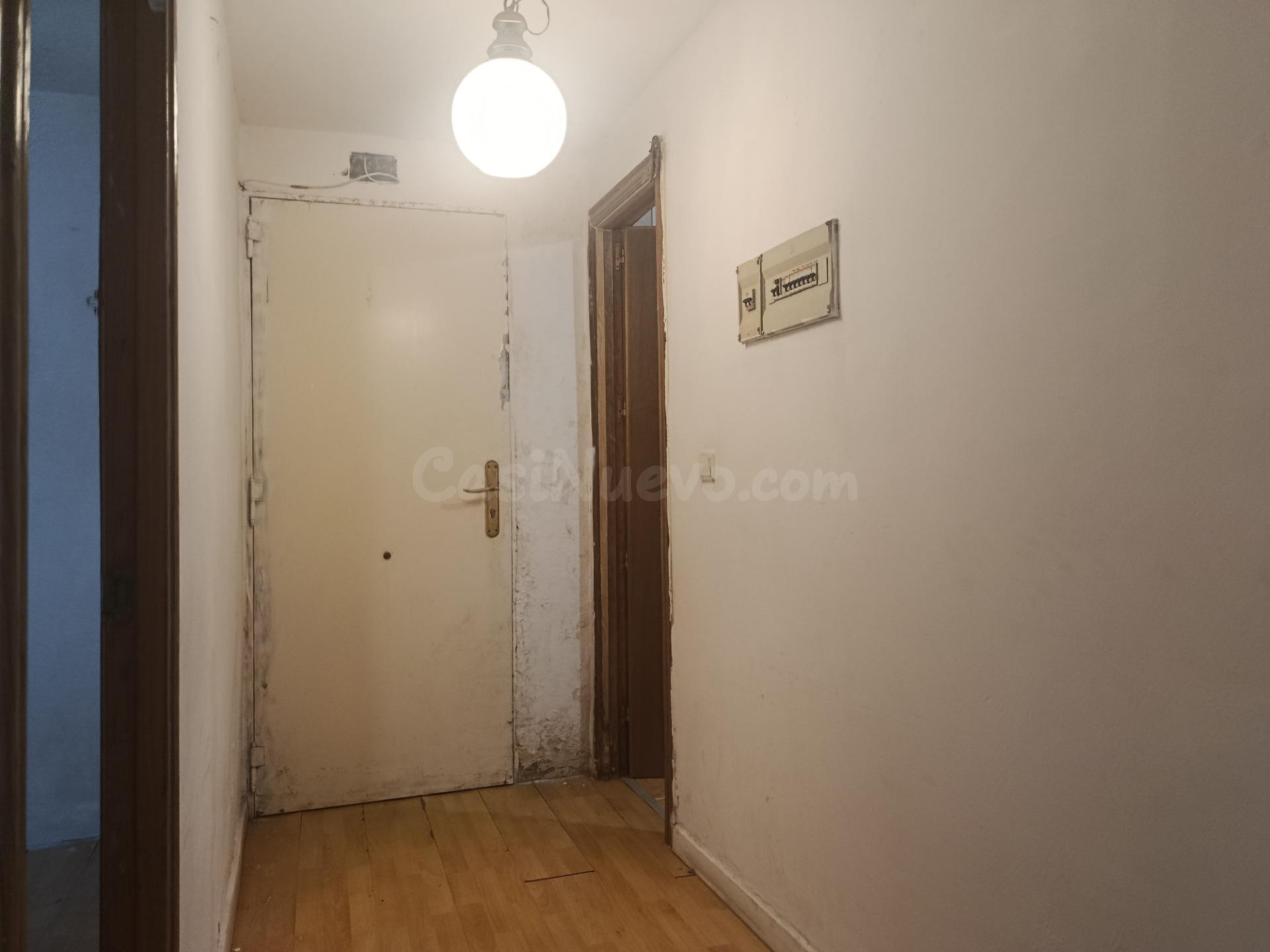 PISO en VENTA en ZARAGOZA - BARRIO JESUS - Avenida Cataluña  - foto 2