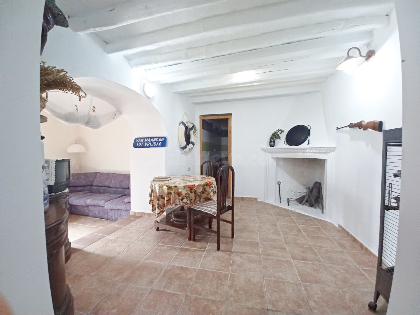 SE VENDE CASA CON COCHERA EN ABLA - foto 3