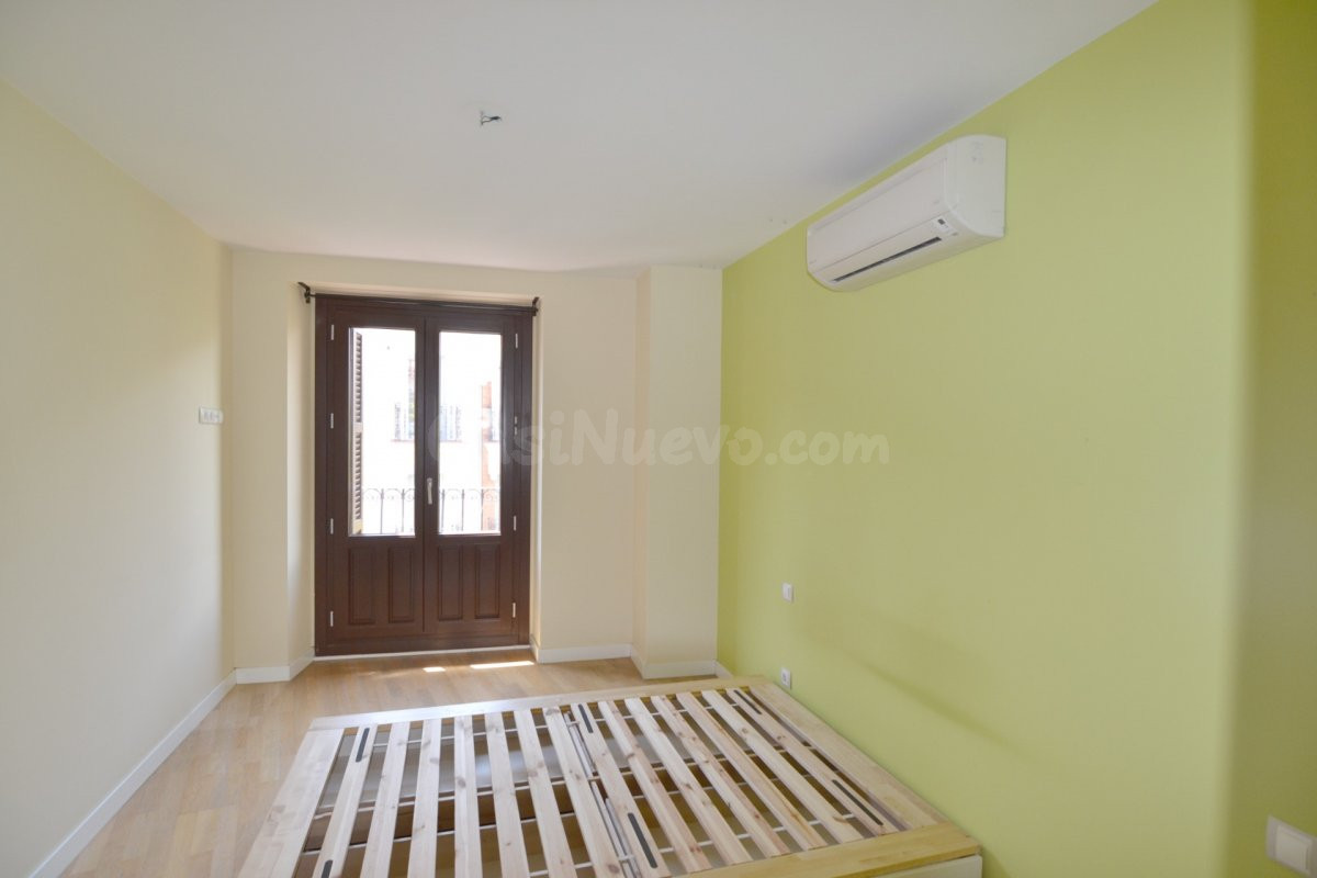 PISO EN ALQUILER EN BARRIO DE CORTES, EN PLENO CENTRO DE MADRID - foto 5
