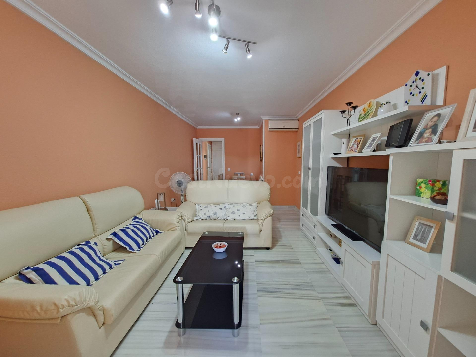 Piso en Alquiler para Temporada Escolar en Aguadulce Sur, Al