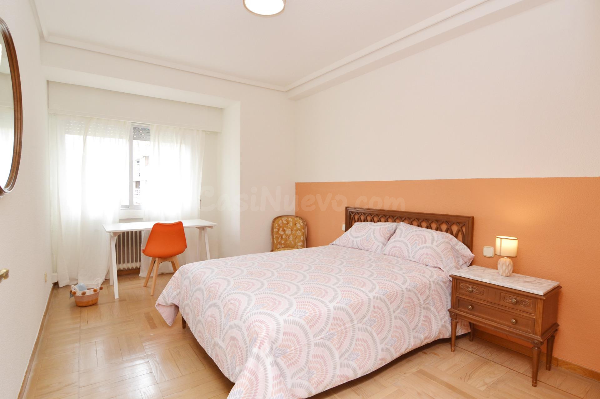 HABITACIÓN EN CHAMBERÍ