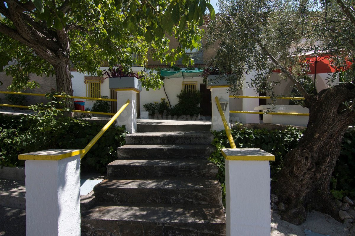 Impresionante finca en Guejar Sierra con 25123 m2 de parcela - foto 2