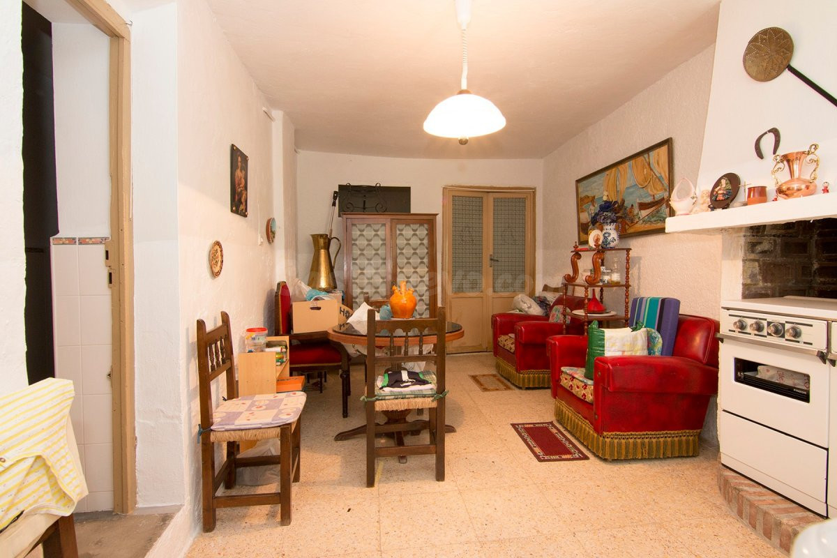 Impresionante finca en Guejar Sierra con 25123 m2 de parcela - foto 5