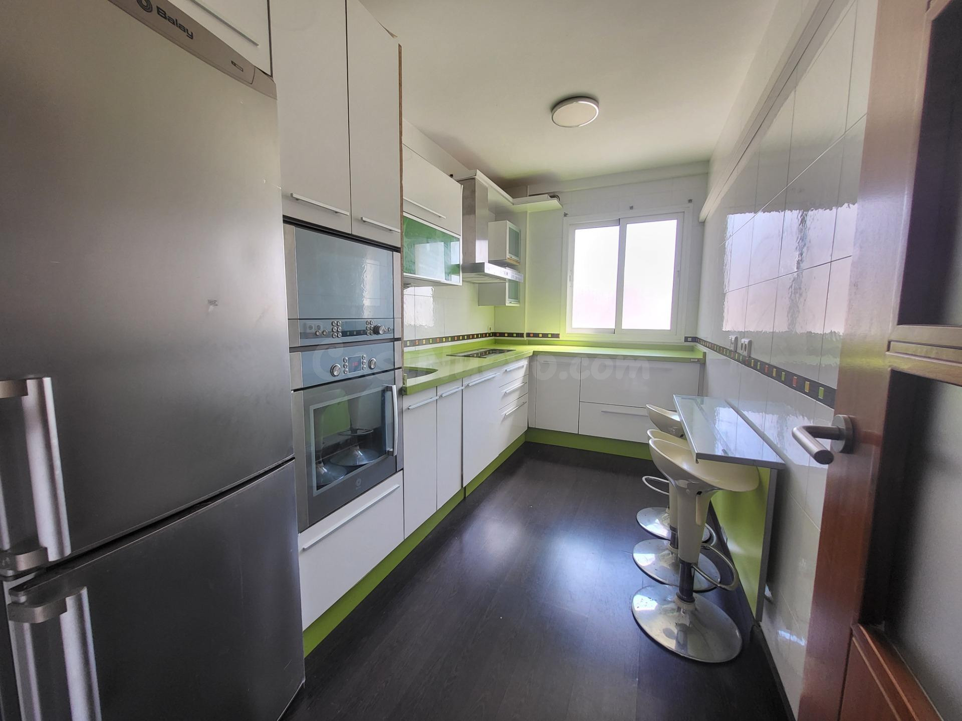SE VENDE PISO DE 2 habitaciones EN ZONA SANTO DOMINGO - foto 4