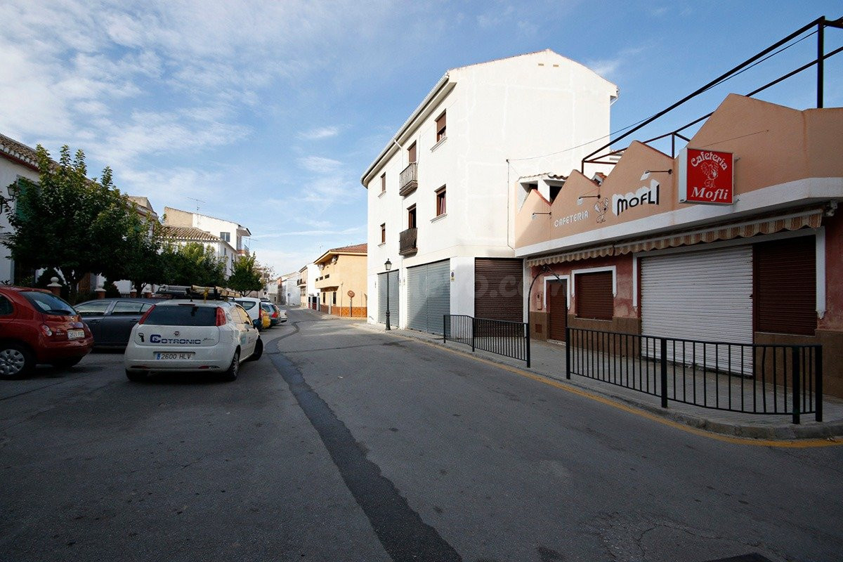 LOCAL EN EL CENTRO DE LAS GABIAS - foto 4