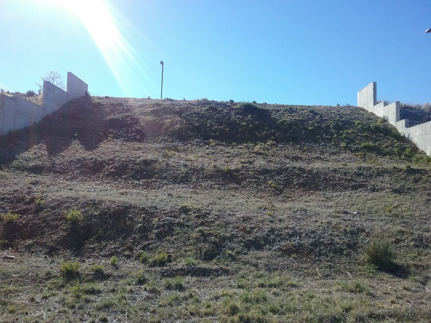 PARCELA 502 M2 EN P-12 LA ZUBIA - foto 2